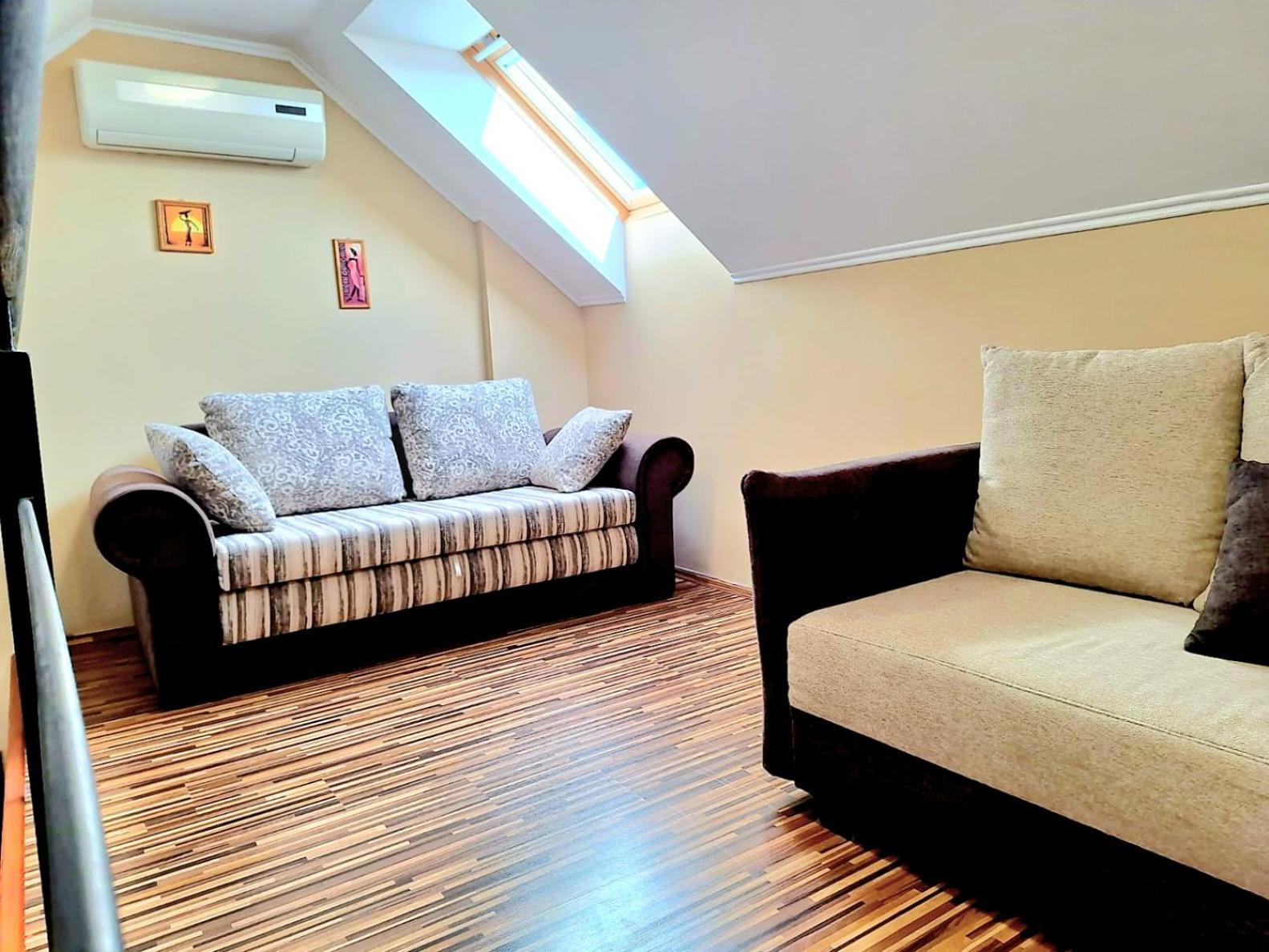 Angyal Apartman Gyula Exteriör bild